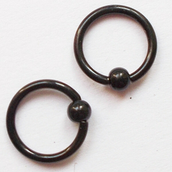 Кольцо сегментное, диаметр 6 мм с шариком 3 мм, толщина 1,2 мм. Сталь 316L, титановое покрытие. 1 шт