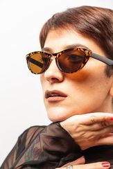 Qadın üçün günəş eynəyi 8022-2