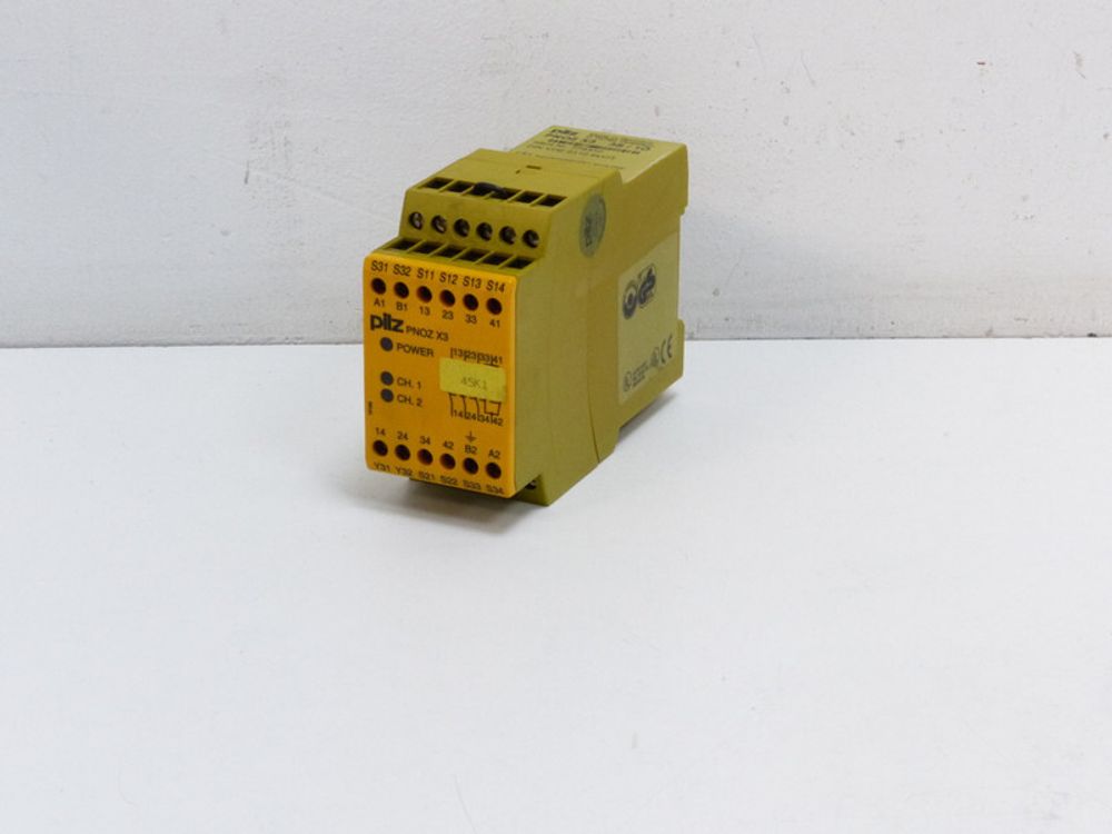 Pilz PNOZ X3 ID No. 774310