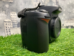 Nikon D90 35.000 кадров