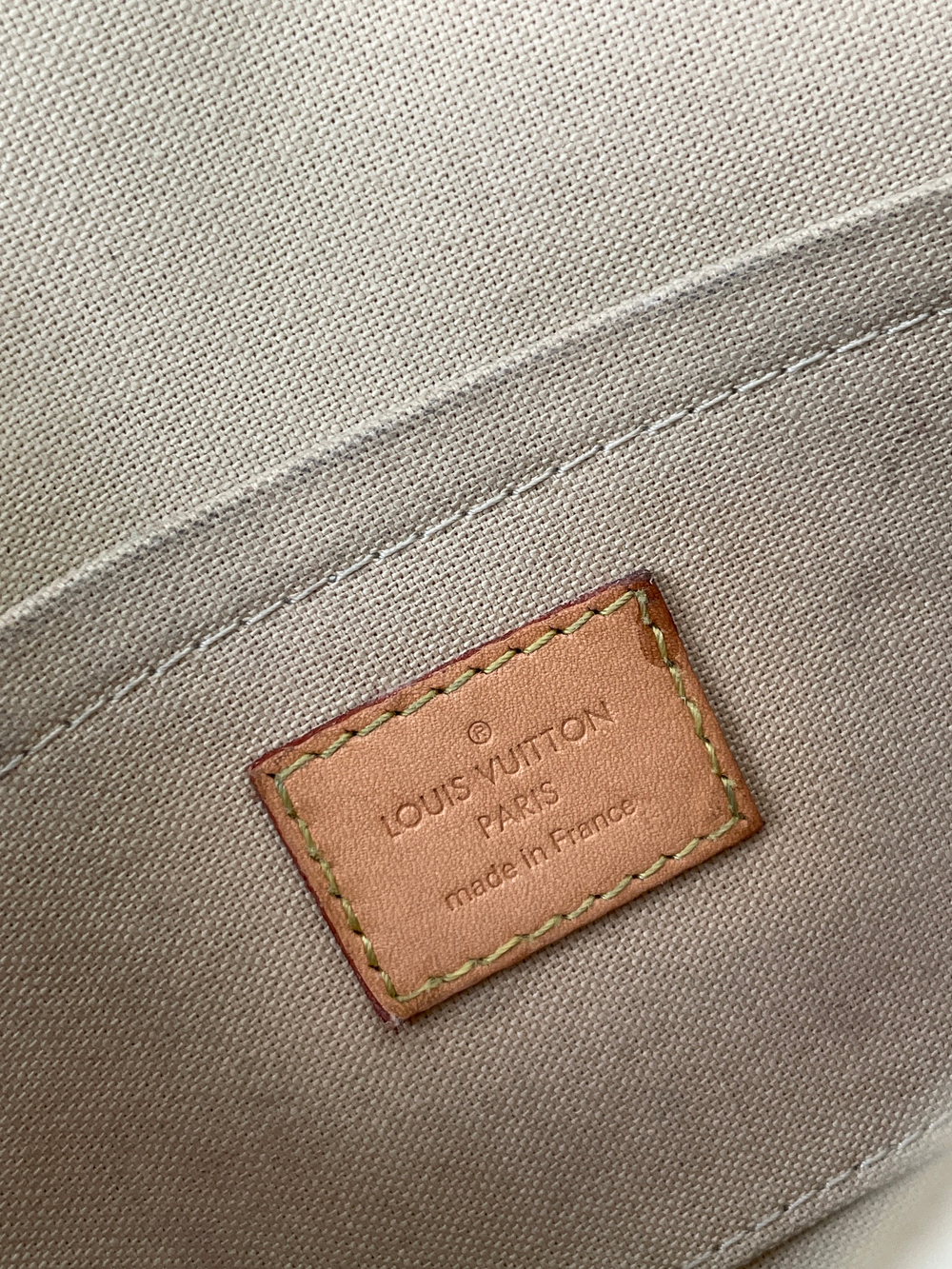 Сумка Louis Vuitton Favorite Handbag Damier