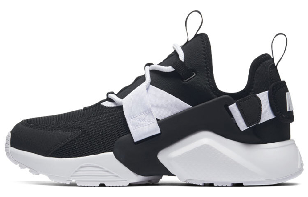Nike Huarache City Low Hyper Sneakers