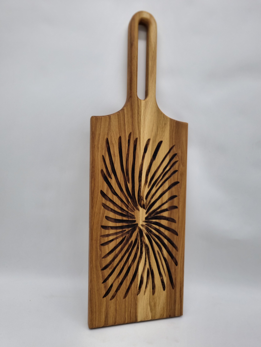 Доска для подачи с ручкой, дуб, H=20, L=490, B=160 мм.