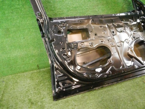 Дверь передняя левая Toyota Camry xv70 (2017-н.в.)