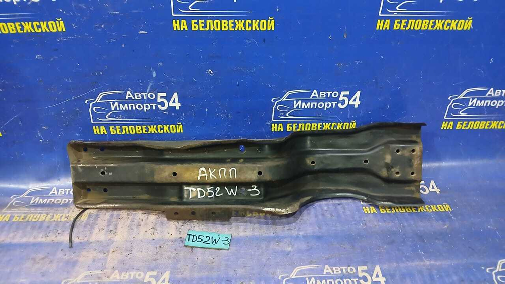 Балка передняя поперечная SUZUKI ESCUDO 2000