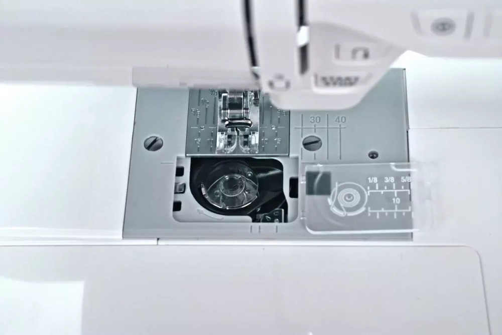 Компьютерная швейная машина Janome DC3900