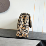 Chanel Maxi Flapbag 38 cm