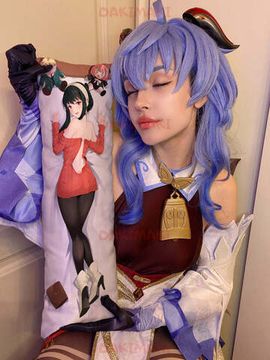 Мини дакимакура Йор Форджер из Семья шпиона арт. M0975, 60х20 см