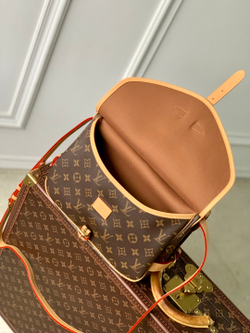 Louis Vuitton Saumur BB