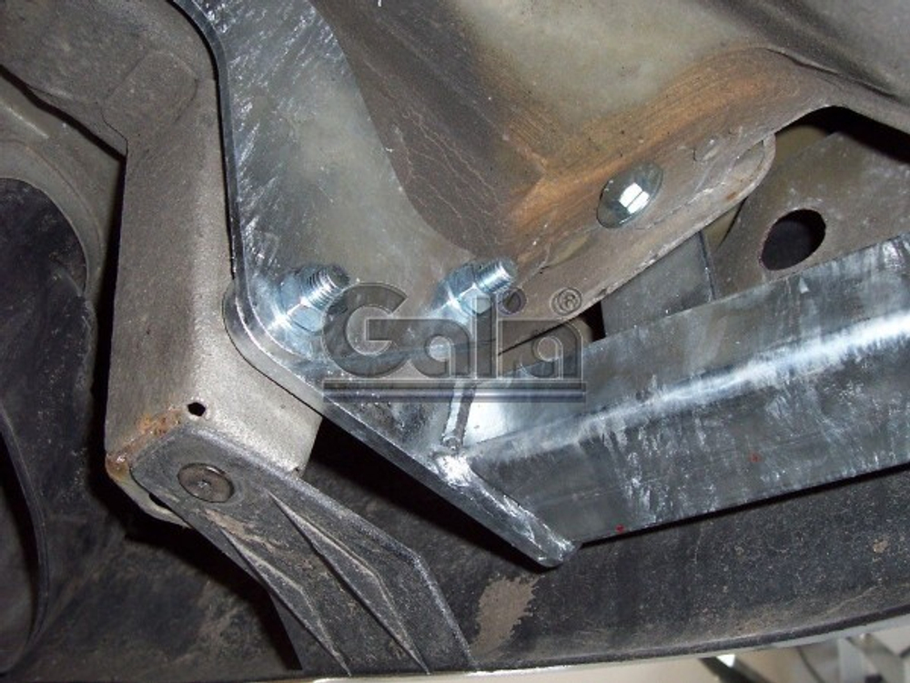 Фаркоп оцинкованный Galia F090A для FIAT Punto 1999-2005, FIAT Grande Punto 2005-2012(паспорт и сертификат в комплекте)(без электрики)