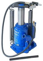 Домкрат пневмогидравлический 30 т бутылочный Т21030 AE&T
