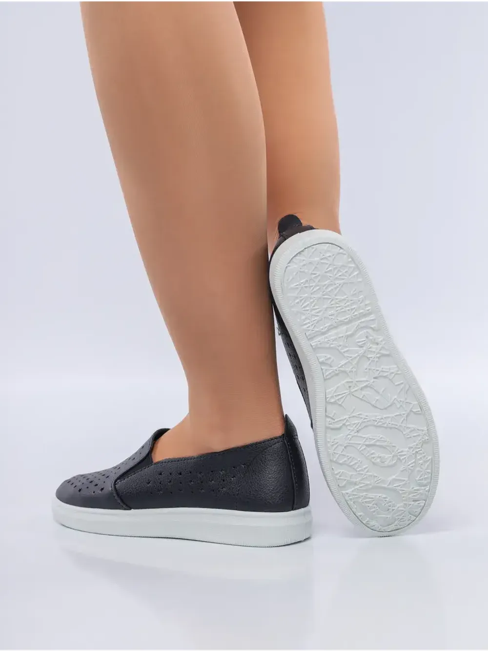 Мокасины летние с перфорацией