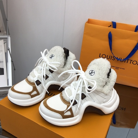 Louis Vuitton Archlight