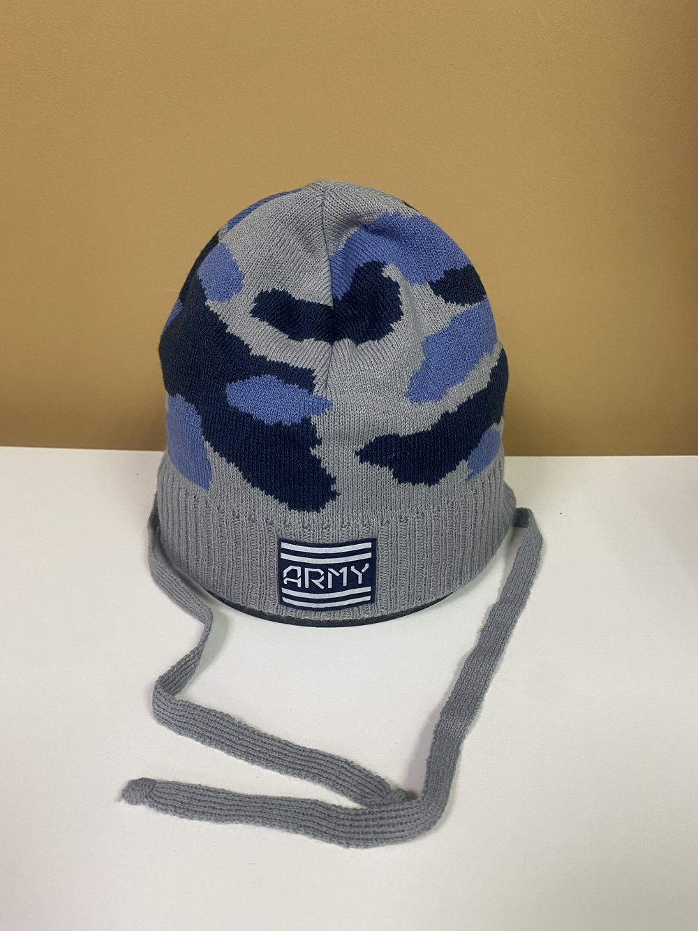 Шапка "Agbo" на мальчика трикотажная на х/б подкладке с завязками из 30% шерсти, размер 48-50, цвета в ассорт.