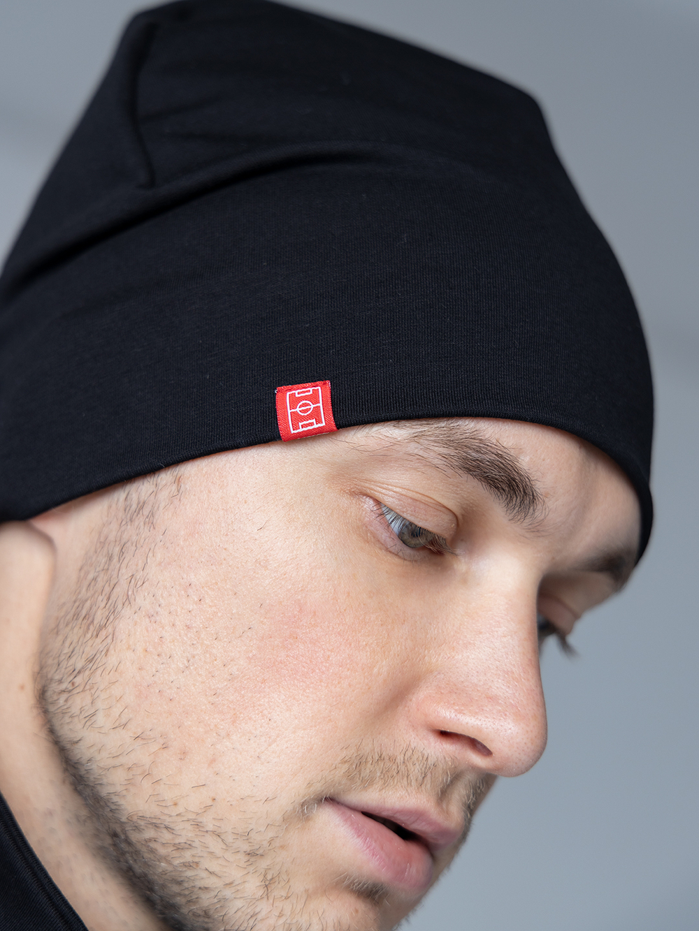 Шапка трикотажная Город Горький черная