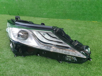 Фара правая Toyota Camry xv70 (2018-2021) LED