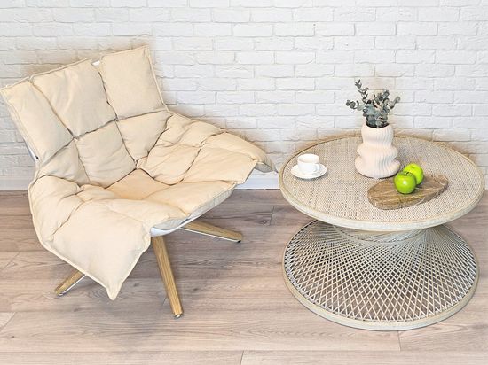 Поворотное кресло Husk белое