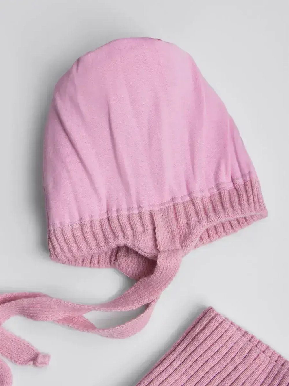 Шапка и снуд для девочки с ушками на завязках