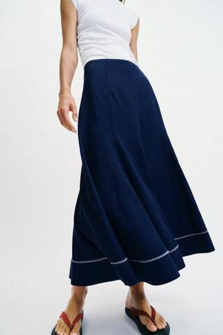 ZARA РАСКЛЕШЕННАЯ ЮБКА МИДИ С ВЫШИВКОЙ, ЧЕРНИЛЬНО-СИНИЙ