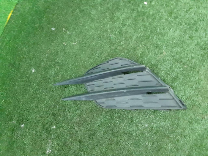 Решетка переднего бампера левая Mercedes A W177 (2018-2022) AMG