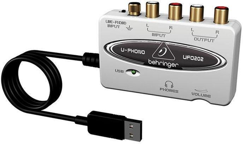 BEHRINGER UFO202 - цифровой аудиоинтерфейс с предусилителем