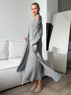 Комплект вязаный, длинное платье с выточкой и кардиган