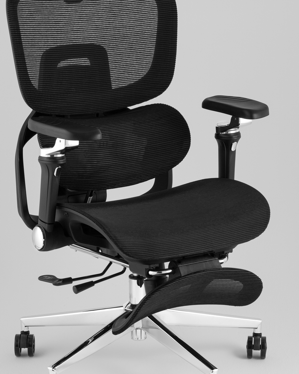 Кресло офисное TopChairs Prodigy с оттоманкой черный