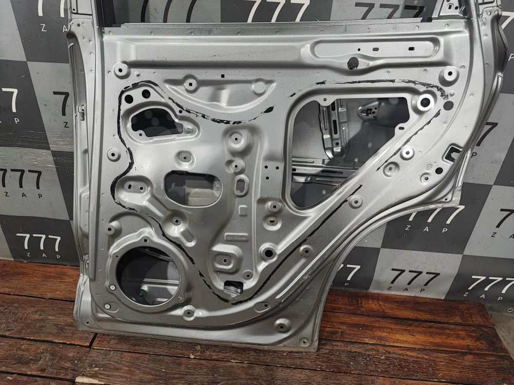 Дверь задняя правая Omoda C5 22-нв Б/У Оригинал 551001209AADYJ