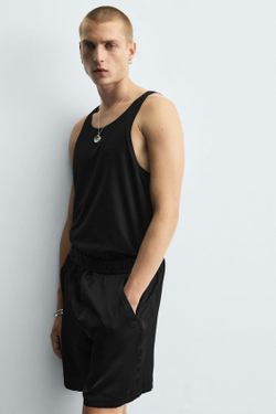 ZARA АТЛАСНЫЕ ШОРТЫ-БЕРМУДЫ СВОБОДНОГО КРОЯ, ЧЕРНЫЙ
