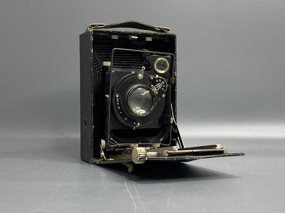 Фотокор №1 не выдвигается