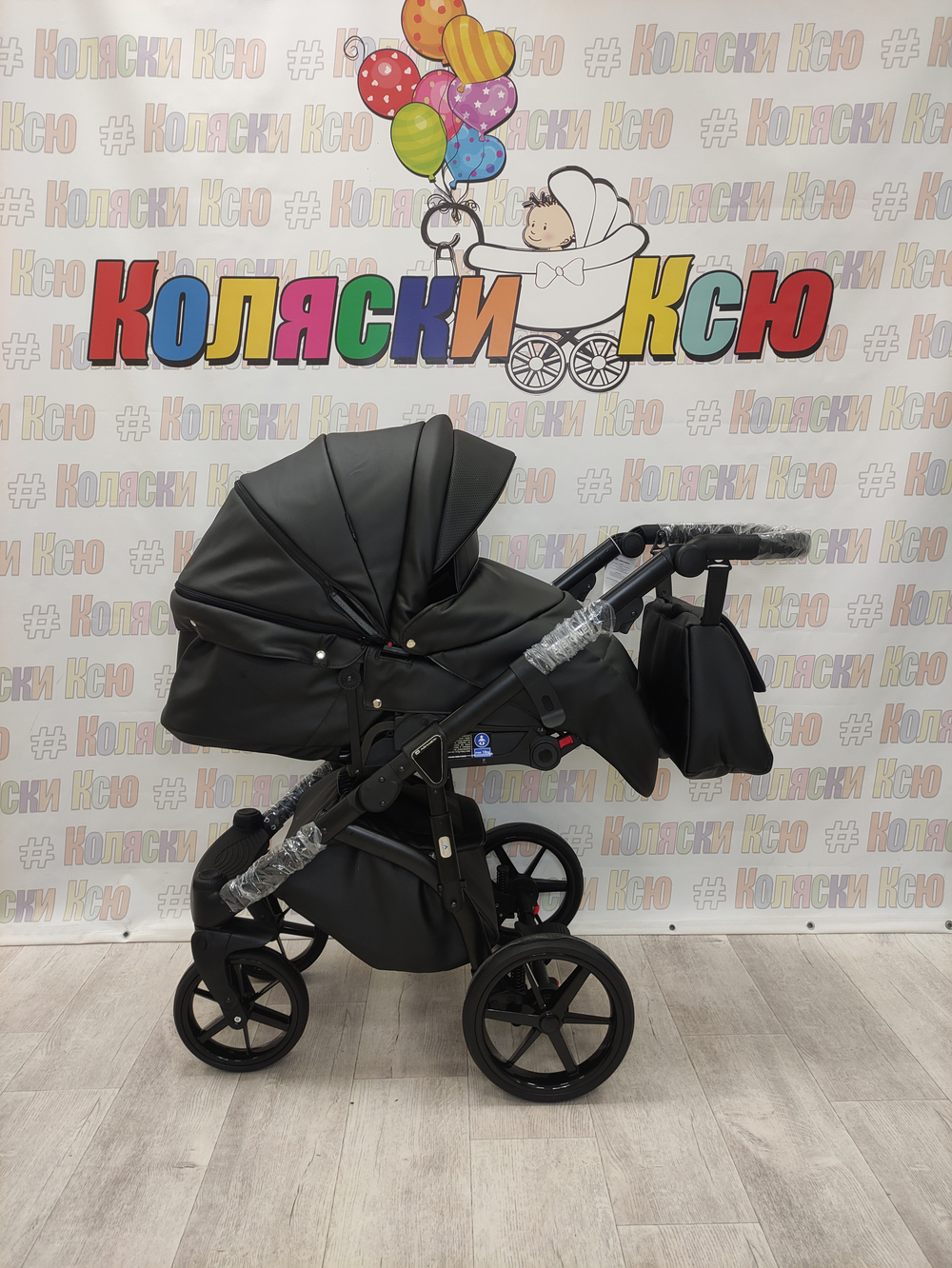 Коляска модульная Adamex Bibione Deluxe BI-SA2