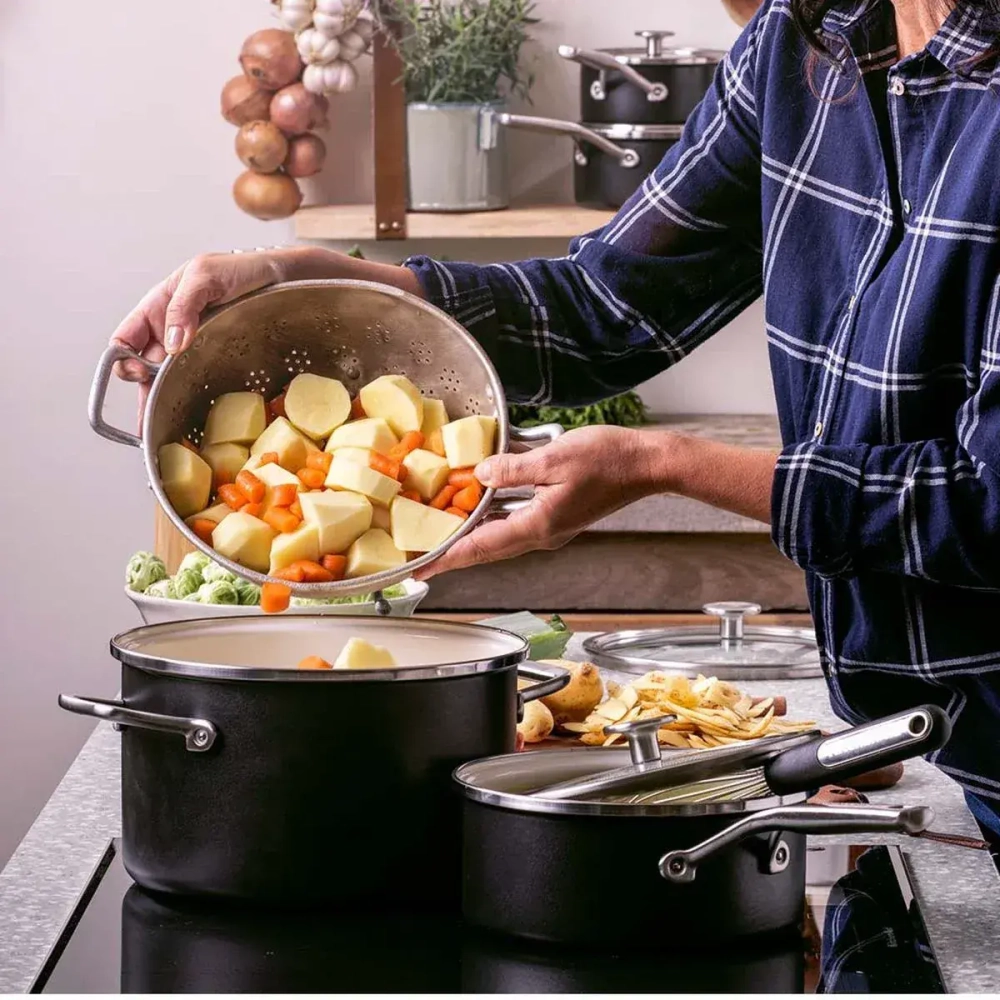 KitchenAid Кастрюля Steel Core Enamel 24 см 6 л с крышкой матовая черная