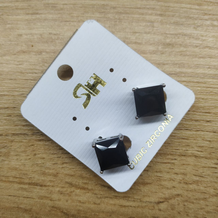 Серьги на англ.заст. Cubic Zirconia форма ромб средний цвет черный металл серебристый