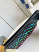 Louis Vuitton Pochette Voyage MM