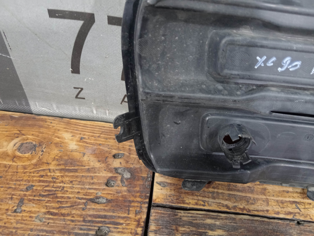 Решетка переднего бампера правая R-Design Volvo XC90 2 19-24 Б/У Оригинал 31694566