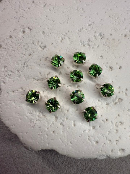 Шатон 4 мм Maxima Preciosa, Peridot