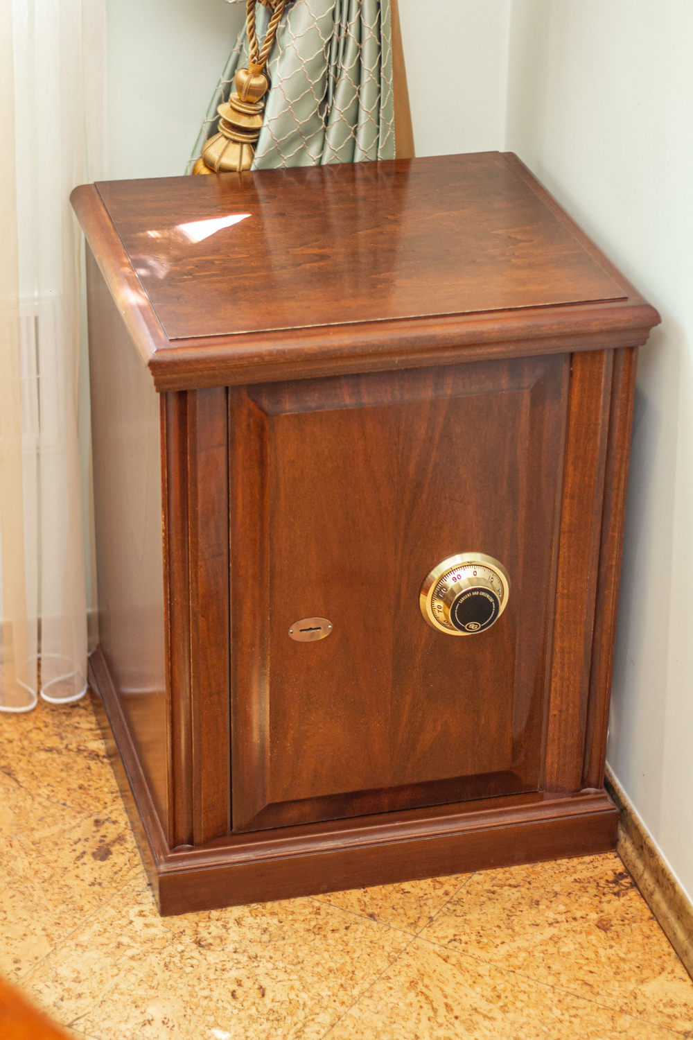 Сейф для документов