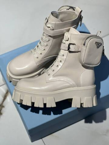 Ботинки Prada