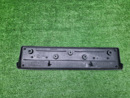 Площадка номера BMW X1 F48 (2015-2019)