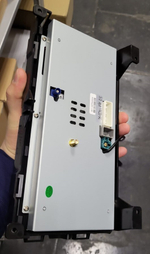 Магнитола для Jaguar XE 2015-2018, F-Pace 2016-2019 (штатный экран 8") - Radiola RDL-1660 монитор 10.25" на Android 12, 8Гб+128Гб, CarPlay, 4G SIM-слот