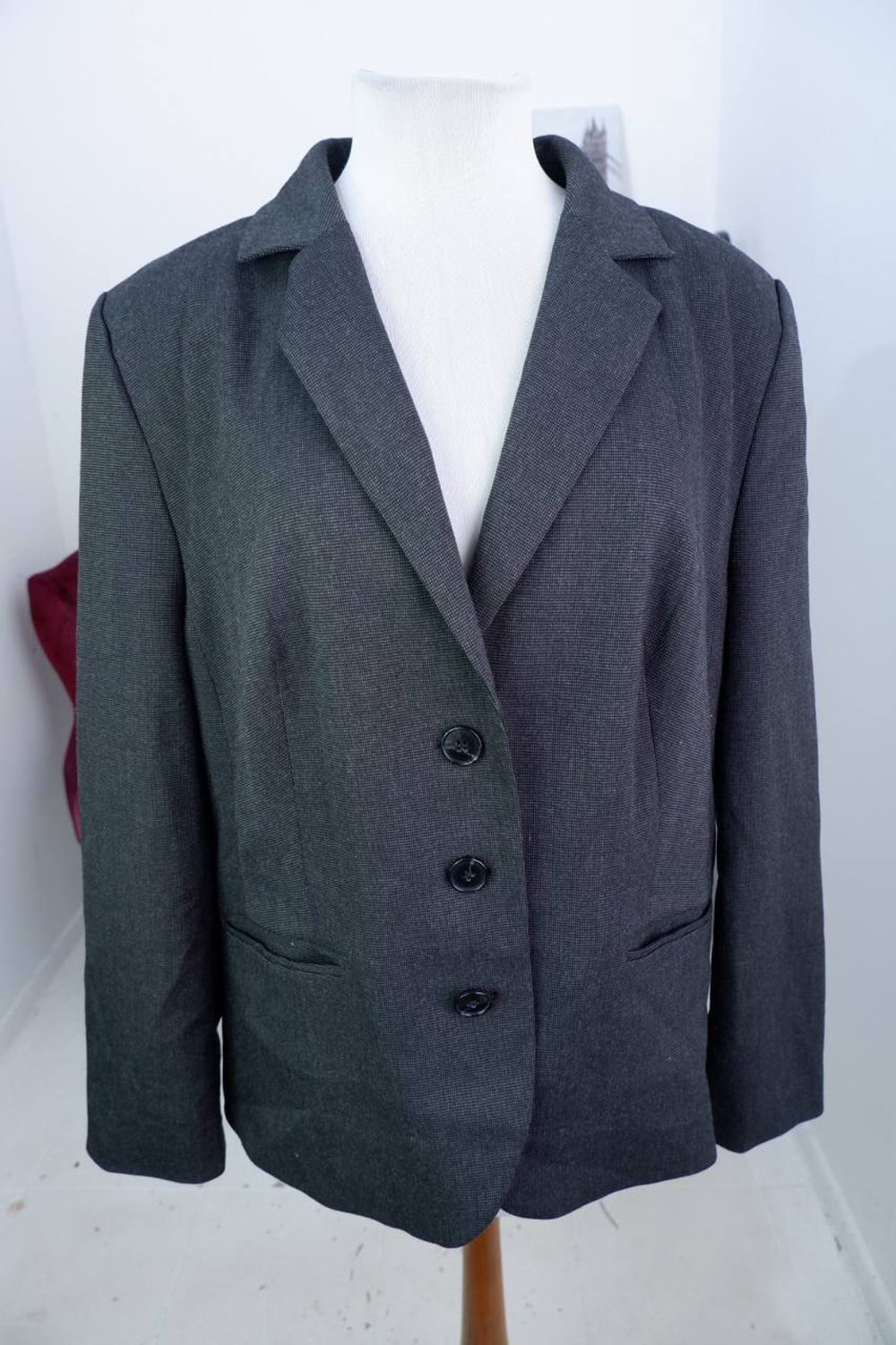 Жакет My Own модный, маркировка 46, визуально на 52 размер