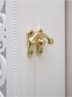 Ключница настенная в прихожую закрытая