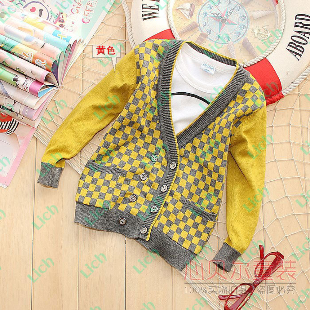 Кардиган детский двубортный с карманами и шахматным принтом