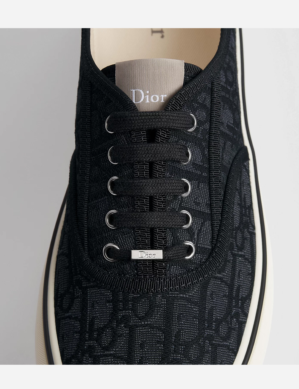 Кроссовки Dior Saltwind Sneaker "Black Dior Oblique Jacquard"