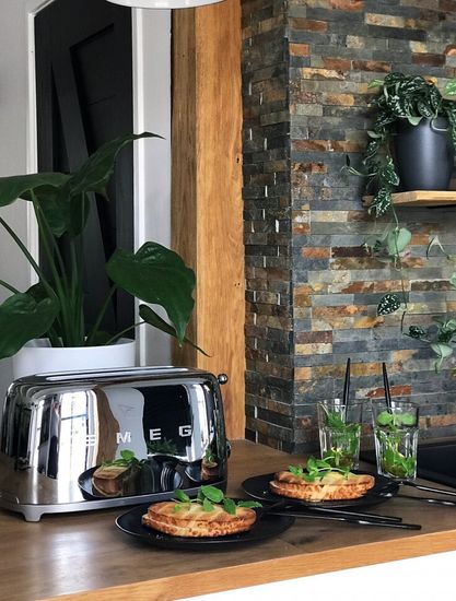 Тостер на 4 ломтика Smeg TSF02SSEU. , серебристый