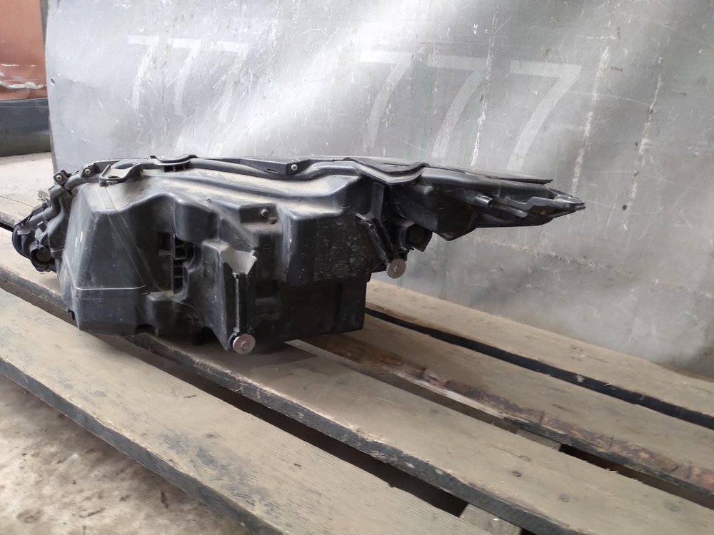 Фара правая LED Lexus RX 4 15-19 Б/У Оригинал 8114548D70