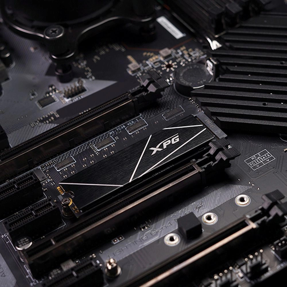 Накопитель SSD M.2 2280 ADATA XPG GAMMIX S70 BLADE