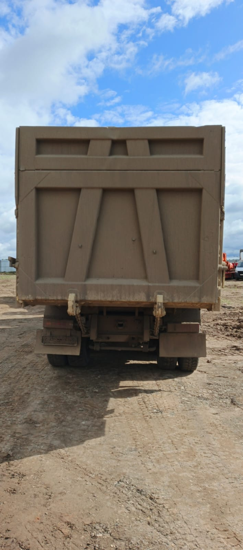 Shacman (Shaanxi) SX* 8x4 Самосвал SX331863366 (Дизельный, 12,5 л, 544 л.с., МТ)