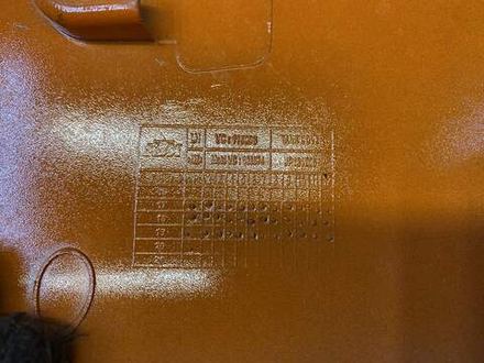 Пластик боковой левый KTM 250 Duke 2020