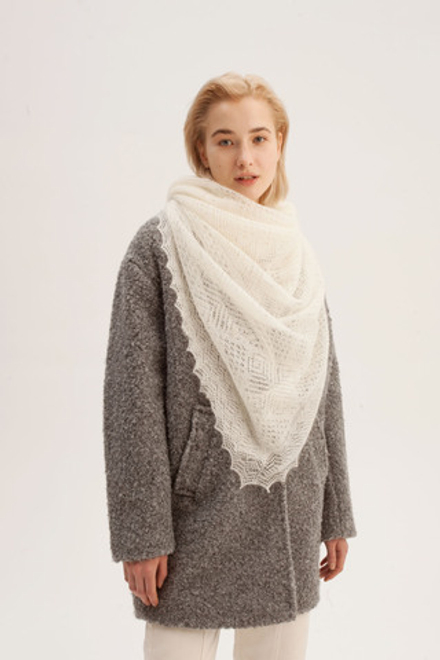 Оренбургский пуховый платок-паутинка с шелком АШ120-02 экрю